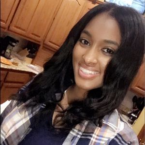 Meet your Posher, Latrice